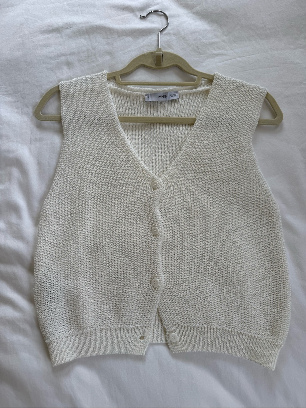 Mango Cream Knit V-Neck Button Vest